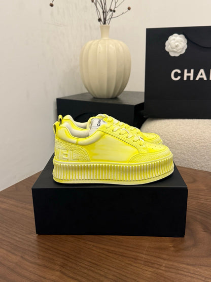 CC 26s Casual Sneaker Yellow Leather 183618