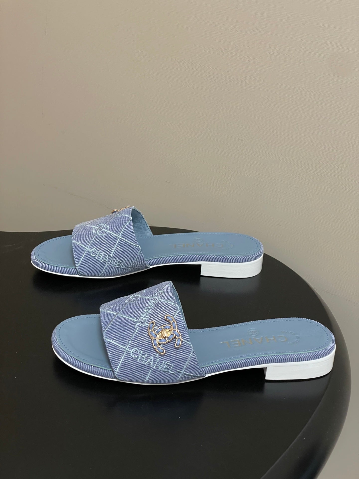 CC 26s Flat Sandals Blue Canvas Sheepskin Double C 649506