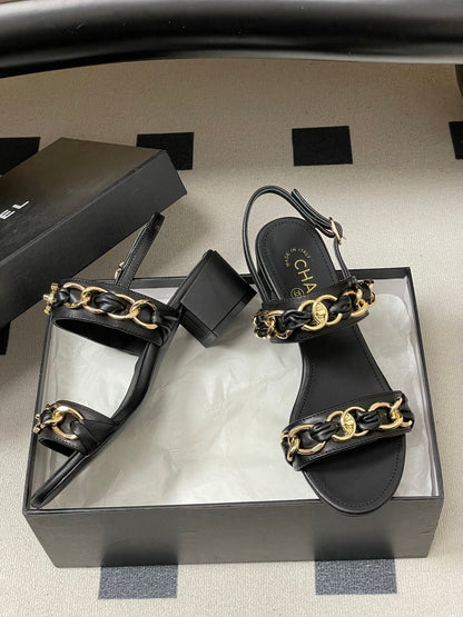 CC 26s Buckle Chain Sandals 55 Black Sheepskin 649474