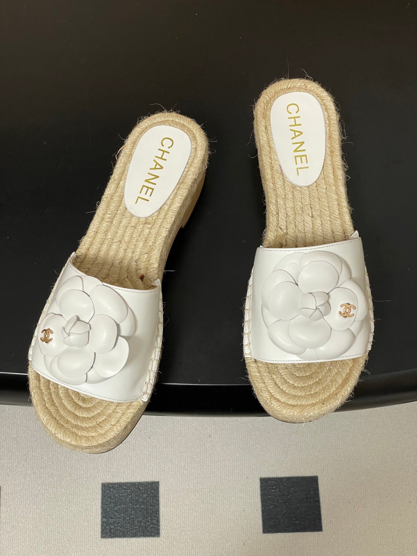 CC 26s Camellia Slippers Beige White Rope Smooth Leather 649401