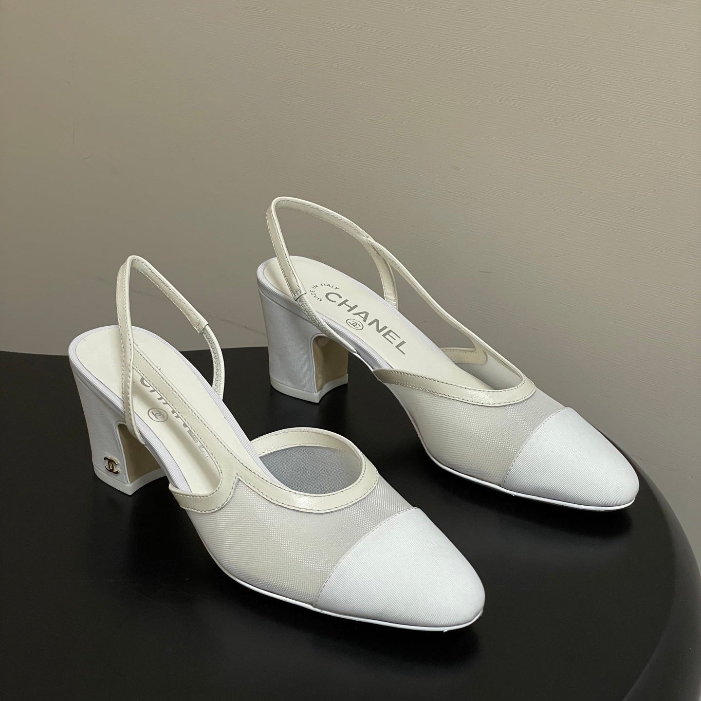 CC 26s Slingback  65 White Mesh Fabric Sheepskin 649445