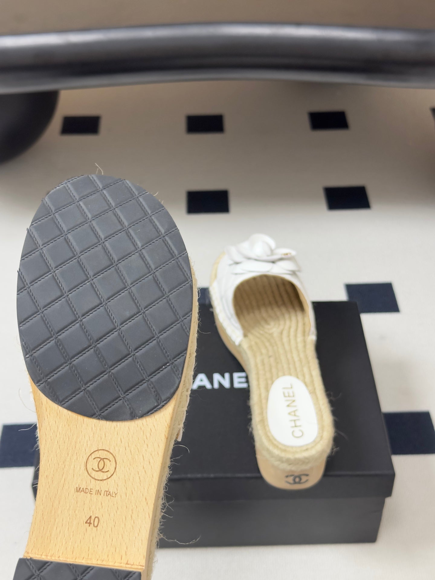 Chanel 2026 Camellia Slippers Sheepskin 834648