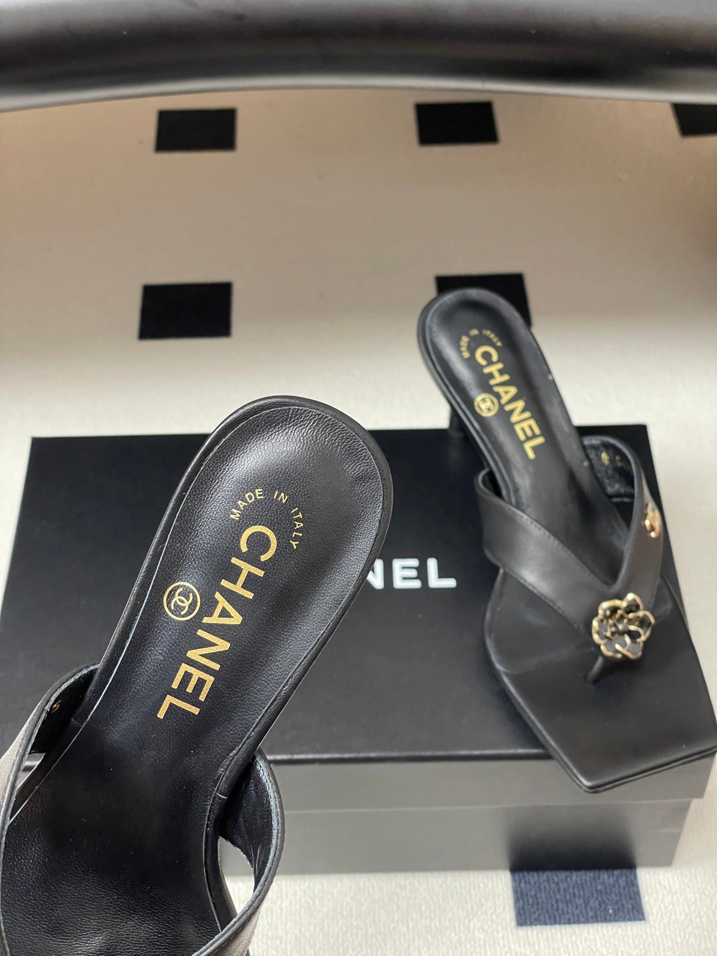 Chanel 2026 Square Toe Slingback Sandals Cowhide Sheepskin 834729