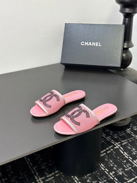 CC 2026 Slippers Pink Black Mesh Sheepskin 668147