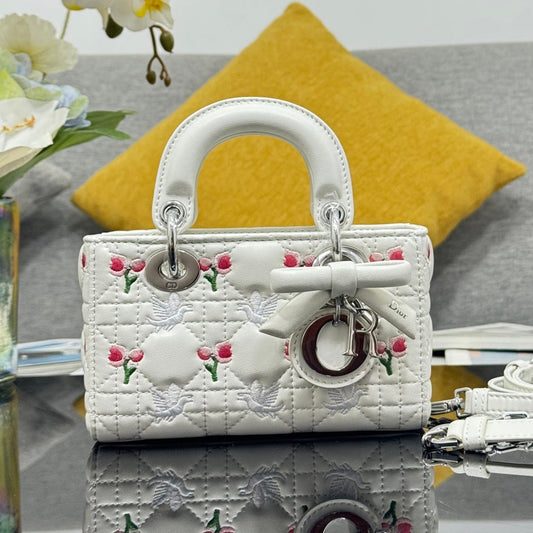 Dior 2026 Lady D-Joy Micro 16cm White Lambskin 158851