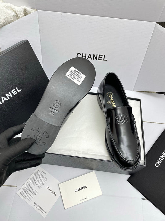 CC 26s Double C Loafers Black Calfskin 645307