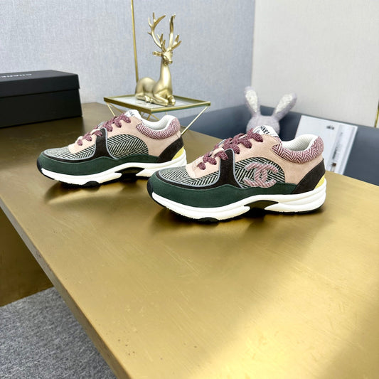 CC 2026 Casual Sneakers Dark Green Beige Suede Canvas 668052