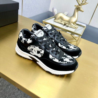 CC 2026 Casual Sneakers Black White Suede Tweed 668058
