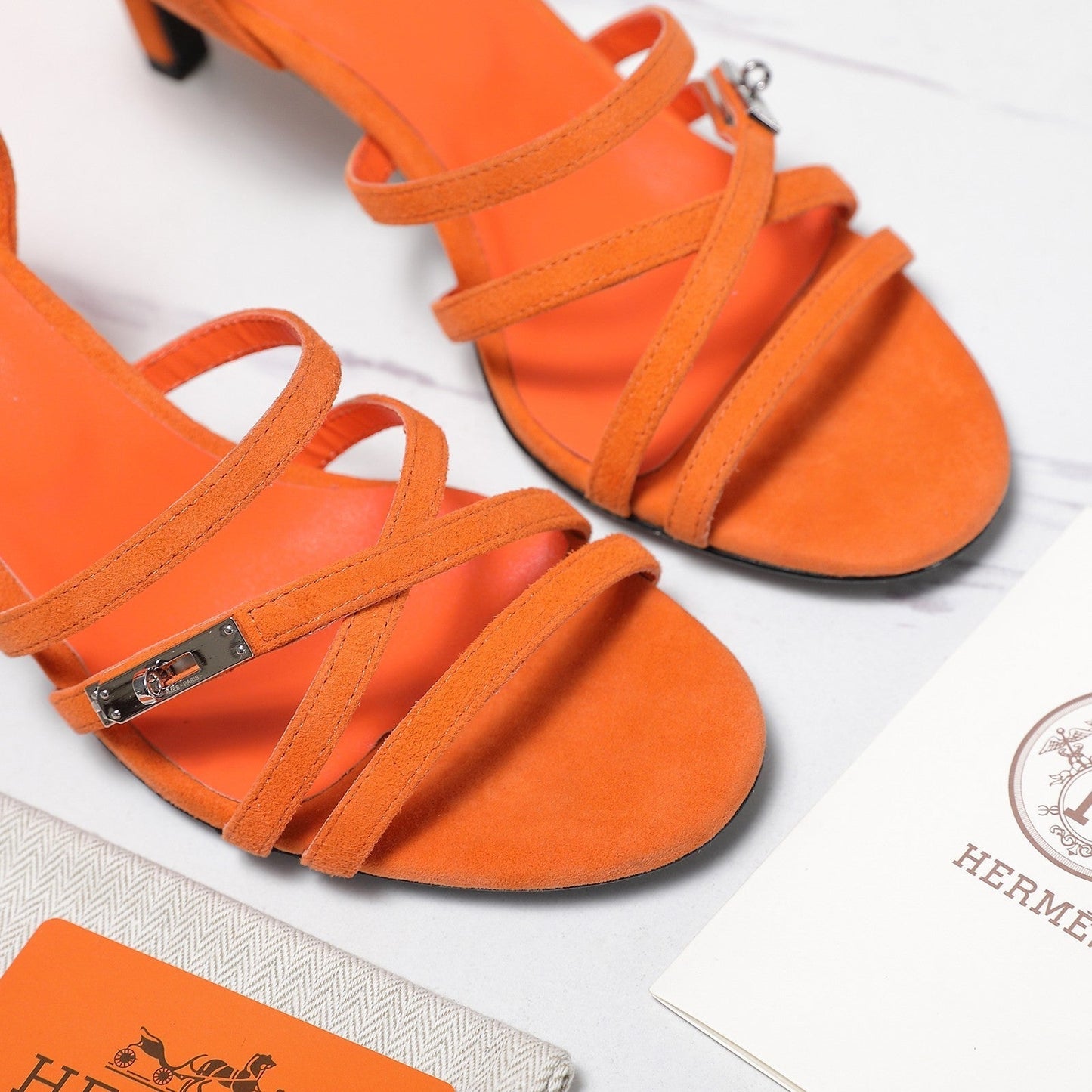 HM 26ss Sandals 65 Orange Suede 601230