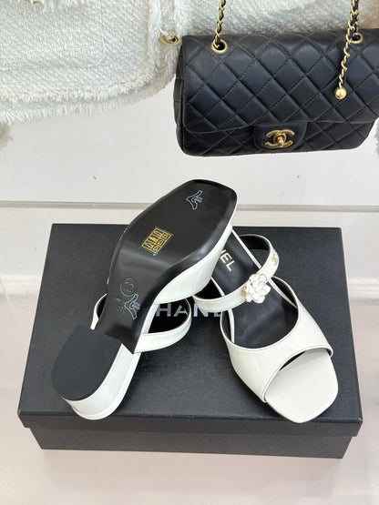 CC 26s High Heeled Sandals 45 White Patent Leather 643029