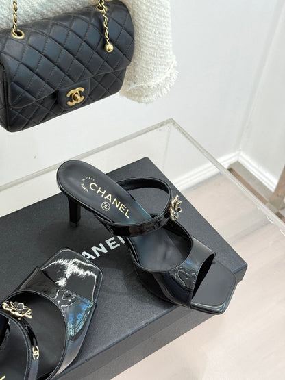 CC 26s High Heeled Sandals Black Patent Leather 643034
