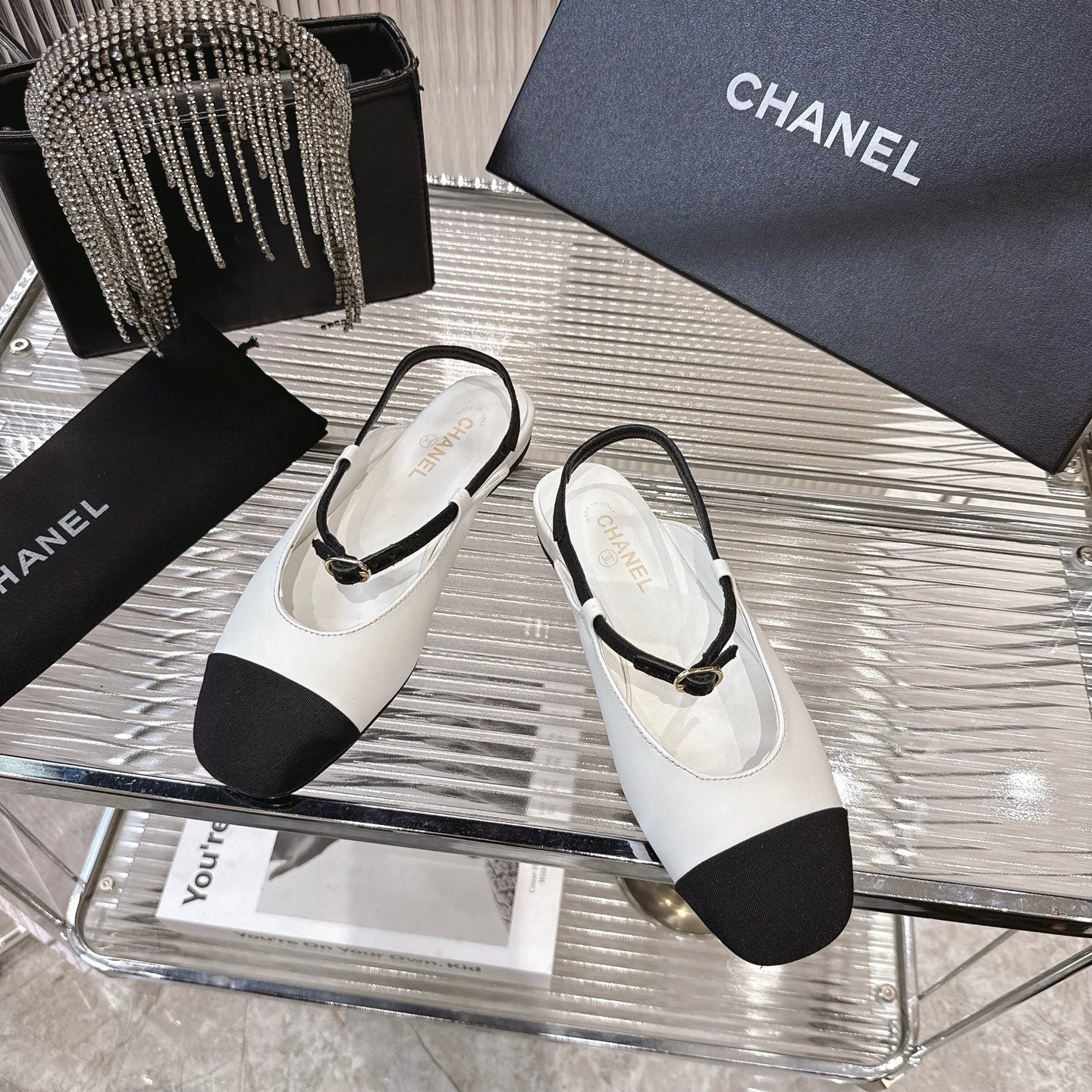 CC 2026 Retro Sandals White Black Sheepskin 668075