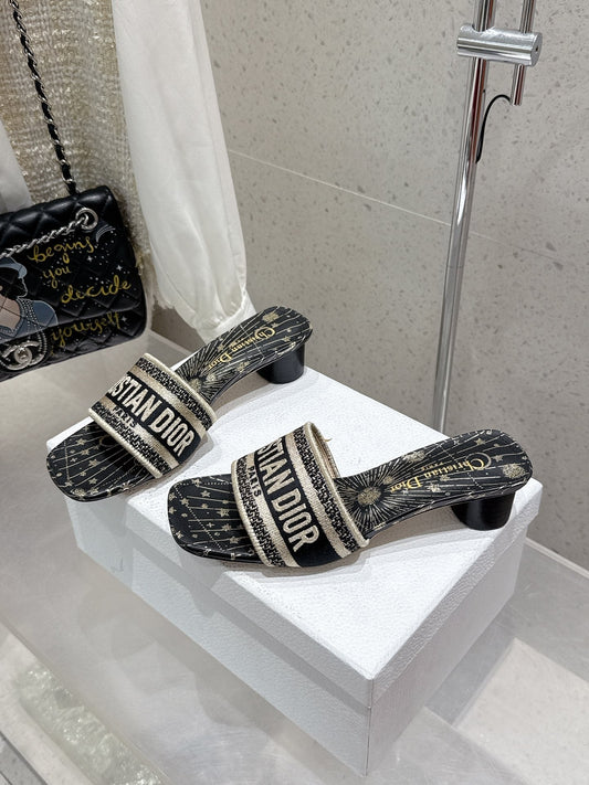 CD 26s Embroidered Flat Slippers Black Gold Canvas Leather 636395