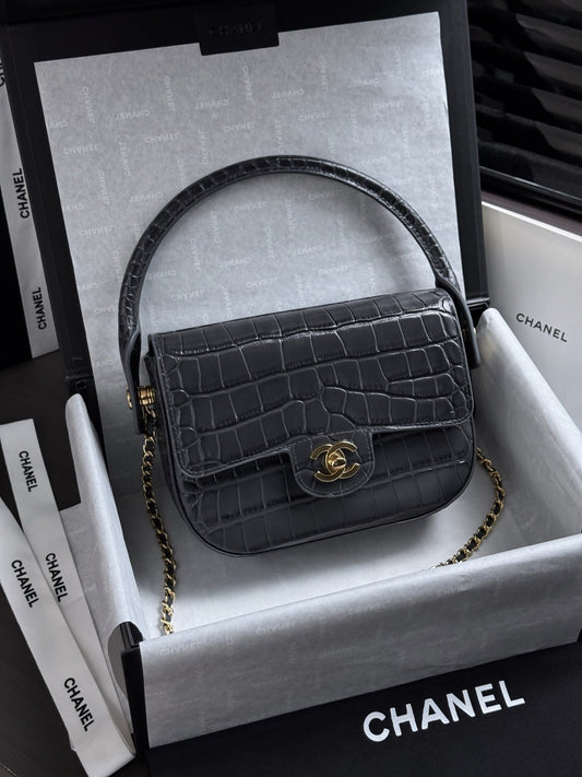 Chanel 2026 Crocodile Embossed Flap Bag 19.5cm Calfskin
