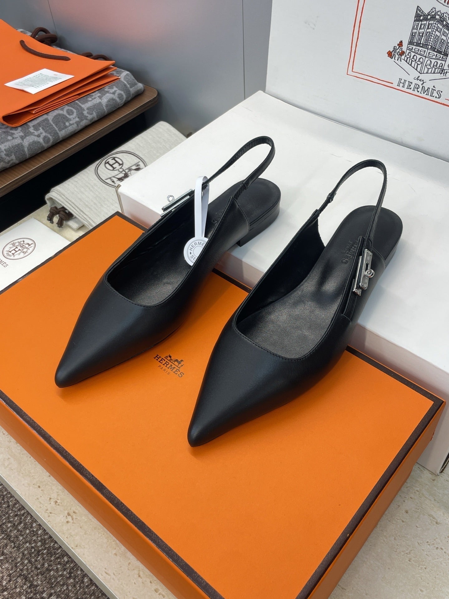 HM 26ss Slingback Flat Calfskin 607276