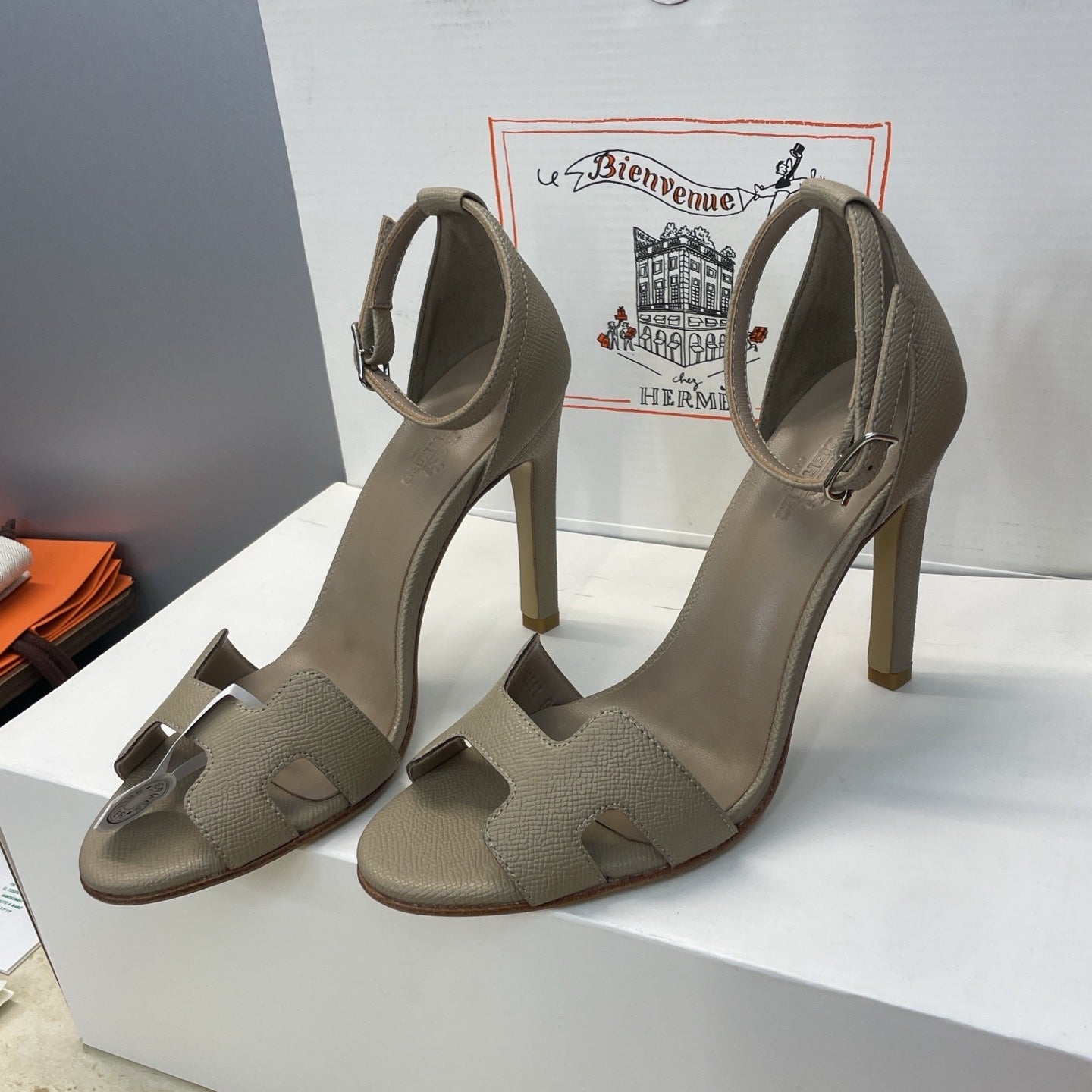 HM 26ss High Heel Sandals 105 Taupe Cowhide 607127