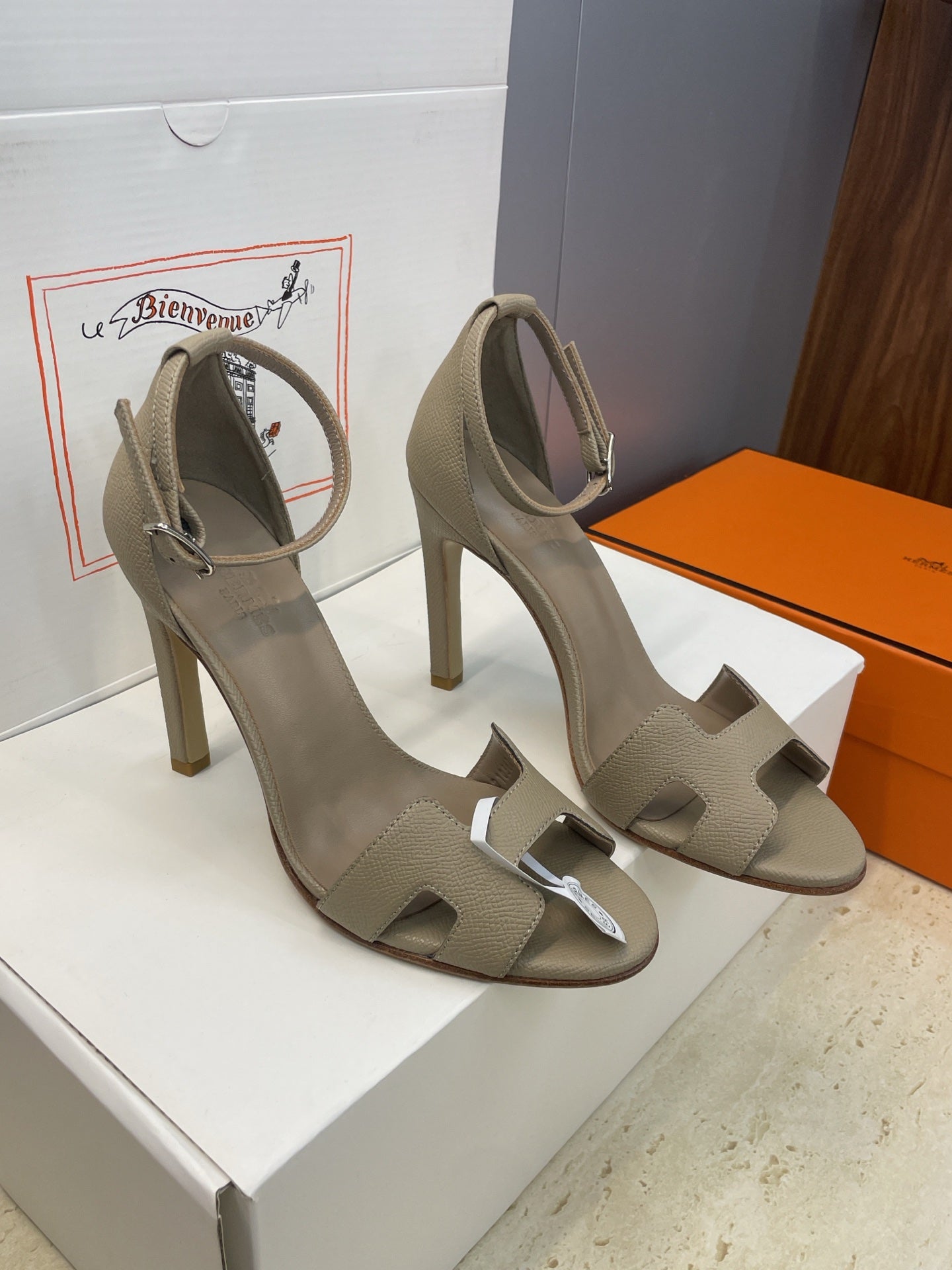 HM 26ss High Heel Sandals 105 Cowhide 607131