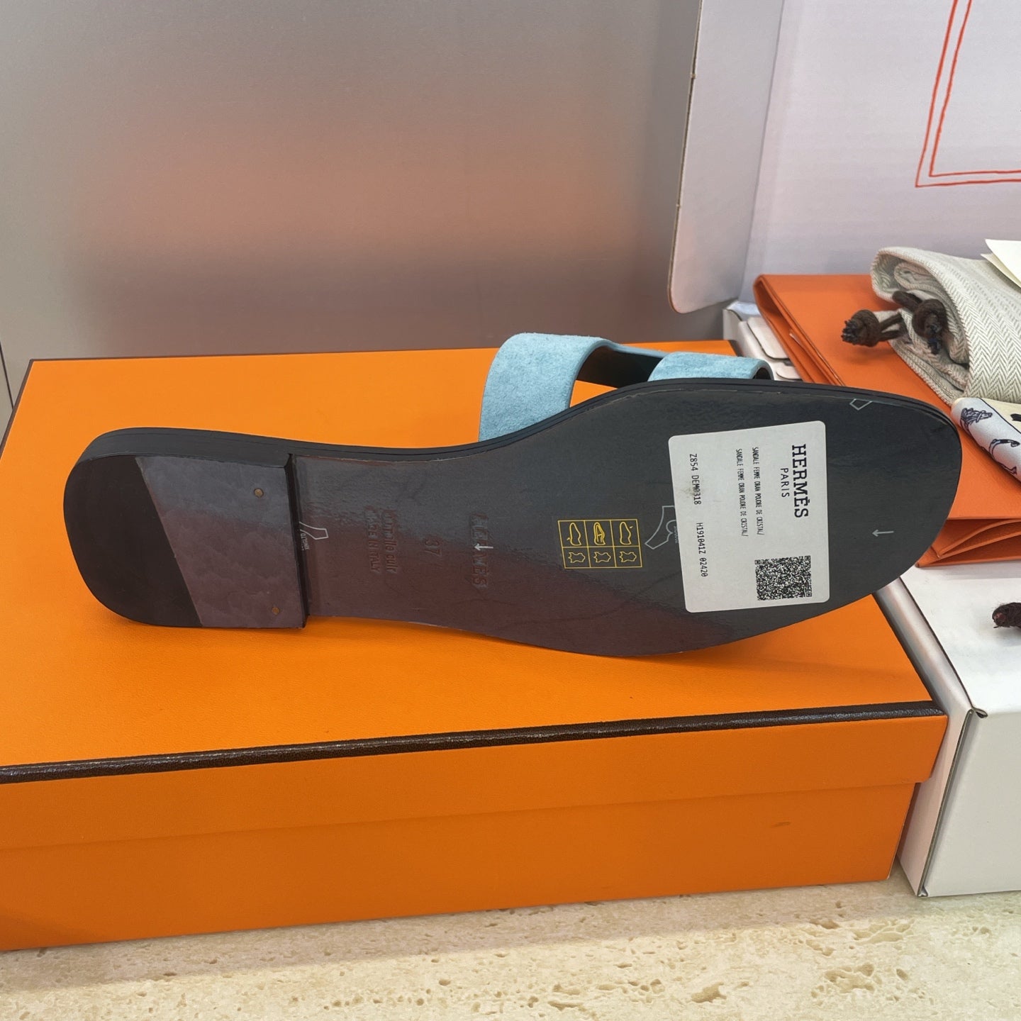 HM 26ss  Oran Sandals Blue Fresh Green Suede Cowhide 607210