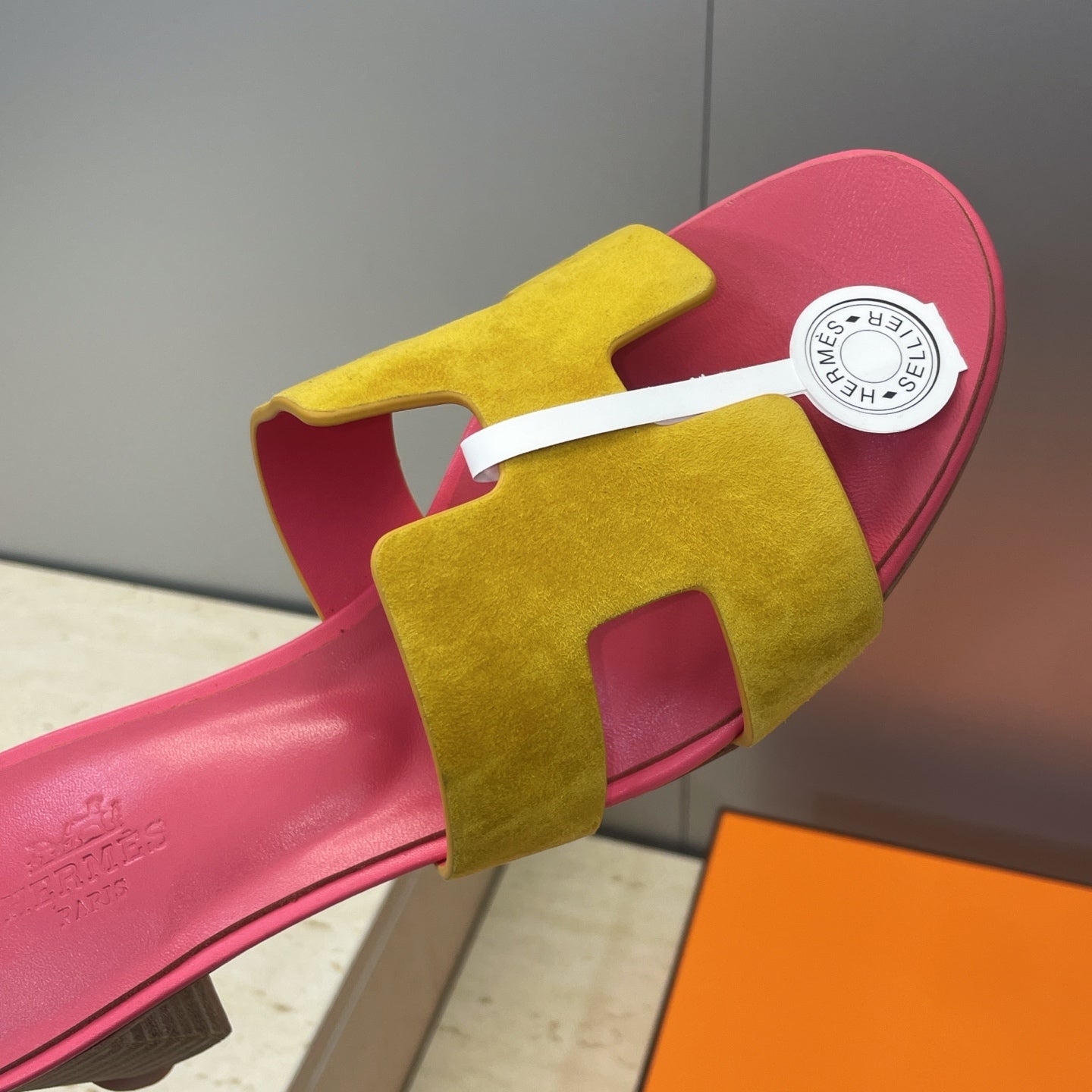 HM 26ss  Oran Sandals 45 Pink Yellow Suede Cowhide 607218