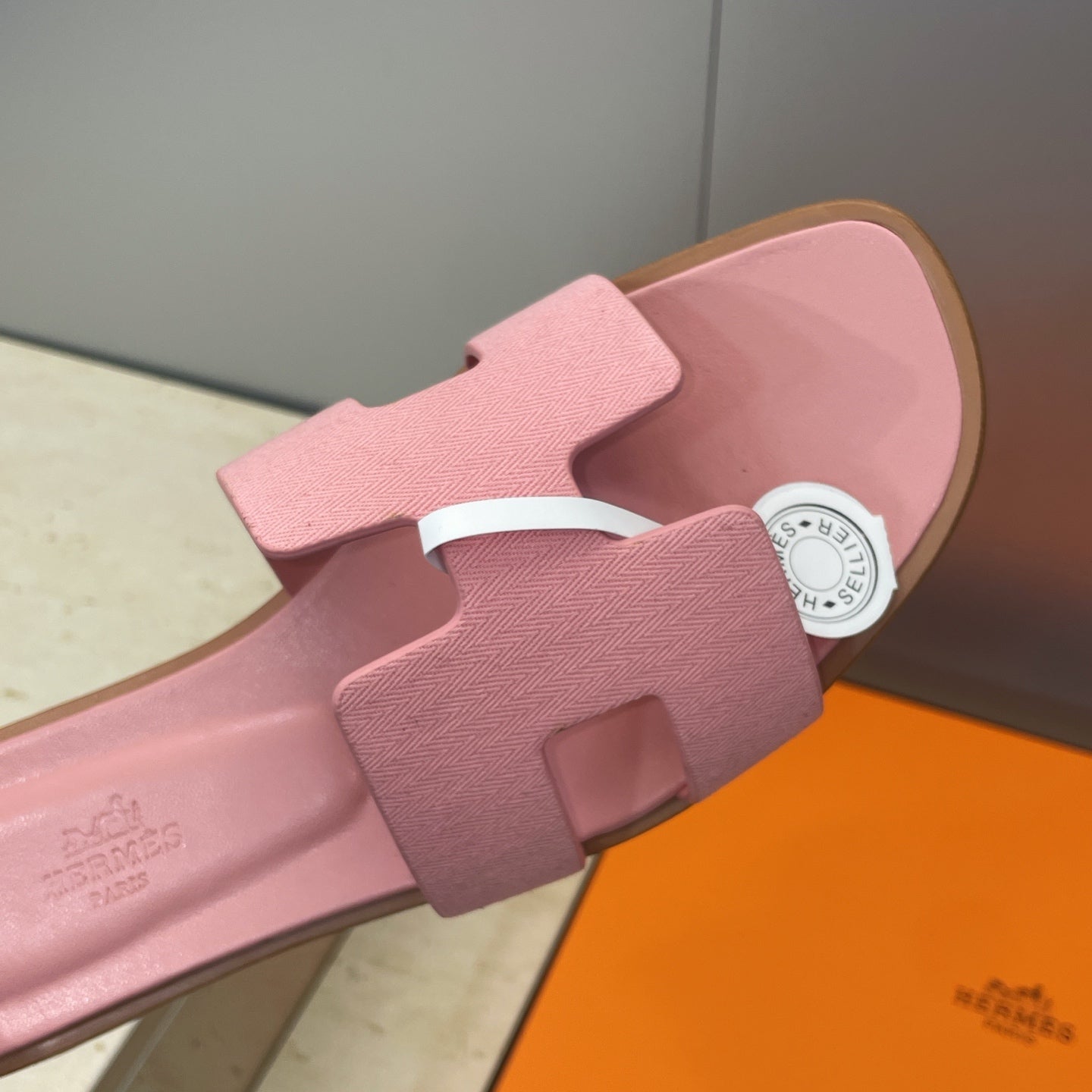 HM 26ss Oran Sandals Pink Calfskin 607231