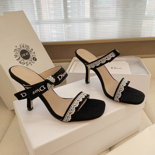 CD 26s High Heel Sandal 100 Black Canvas Sheepskin  664176